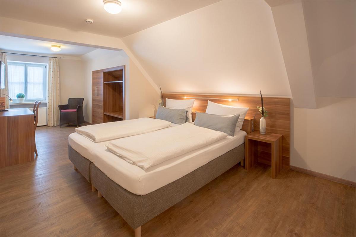 Hotel Maierbraeu Altomunster Екстер'єр фото