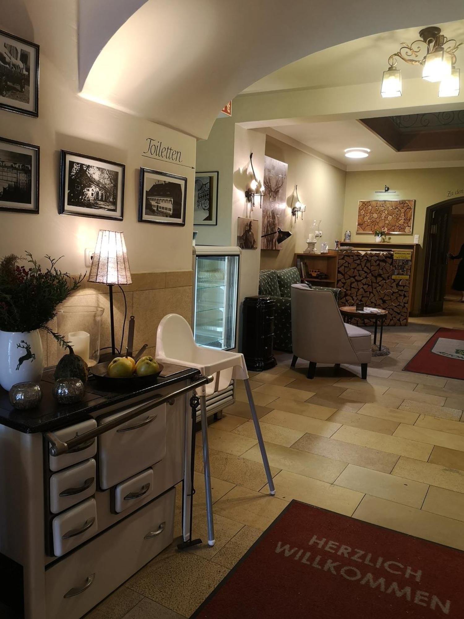 Hotel Maierbraeu Altomunster Екстер'єр фото