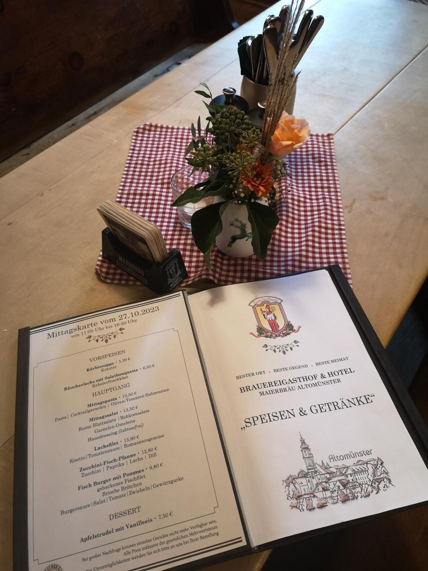 Hotel Maierbraeu Altomunster Екстер'єр фото